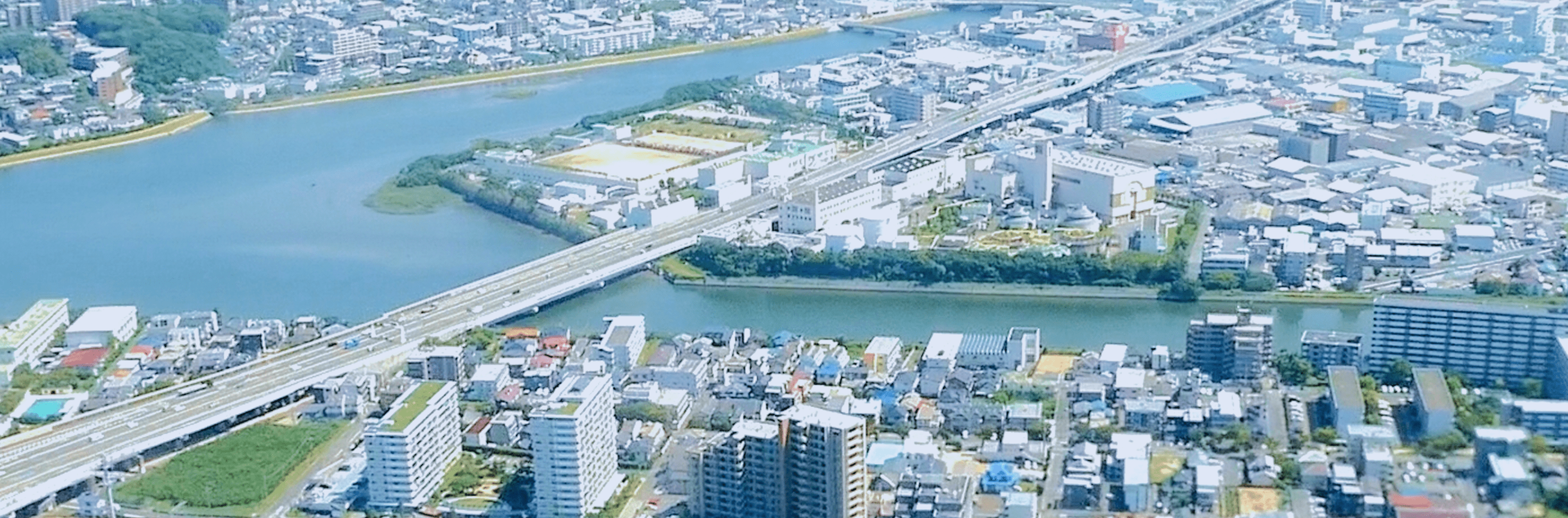 福岡上空の空撮写真